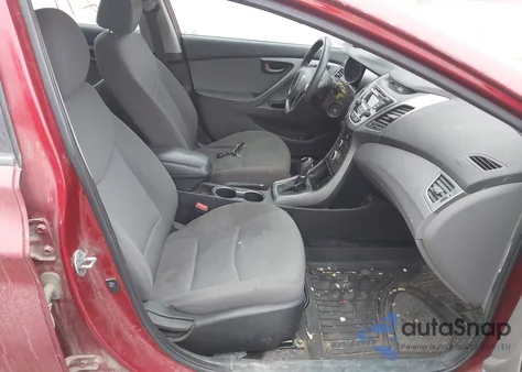 2014 Hyundai Elantra Se z USA, uszkodzony, nr VIN 5NPDH4AE5EH534861